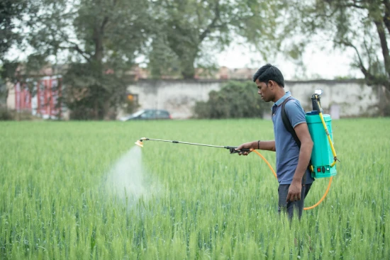 farmer-sprays